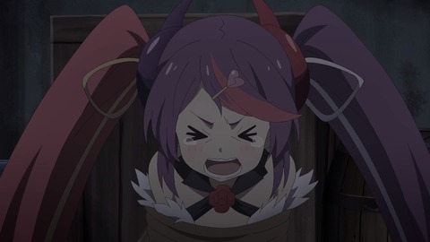 423